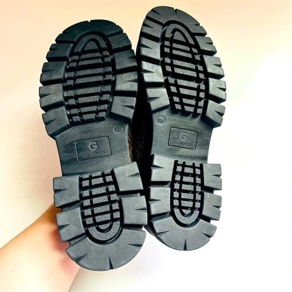 NWOT G by Guess Signature Chunky Loafers - Picture 6 of 6